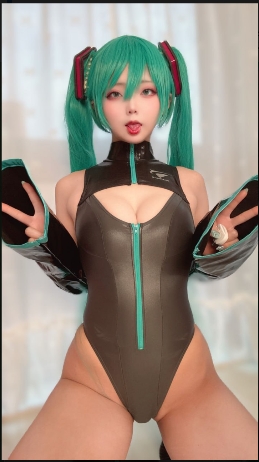 【夸克网盘】【套图】【#2026年7月17日-2】ChuChu♡MAGIC - Miku【11P-4MB】