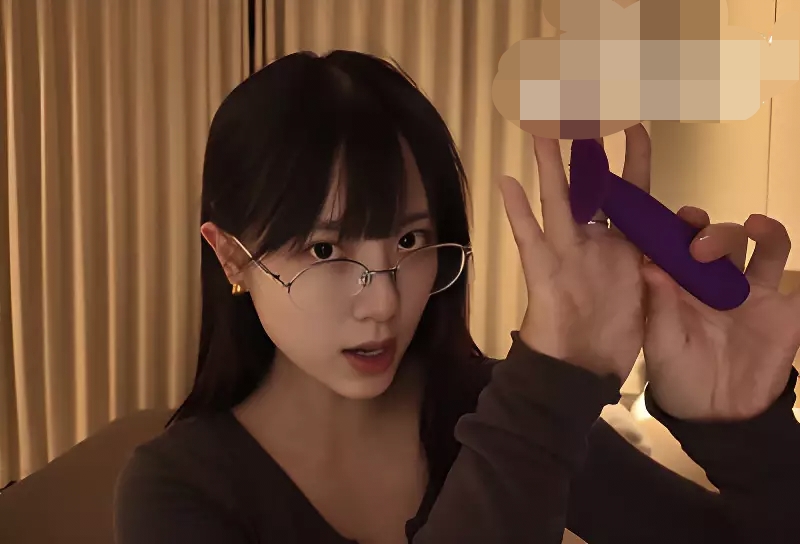 美女性爱讲师 卯哥 亲测电动阴蒂刷 开足马力边玩边讲 肥臀高撅失禁潮吹